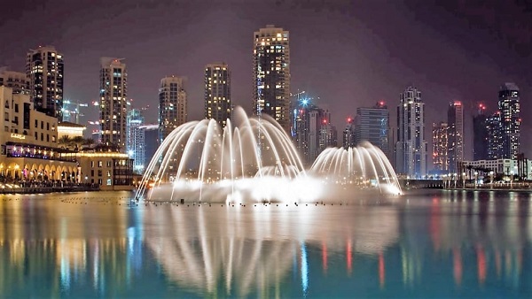 Đài phun nước trung tâm thành phố Dubai