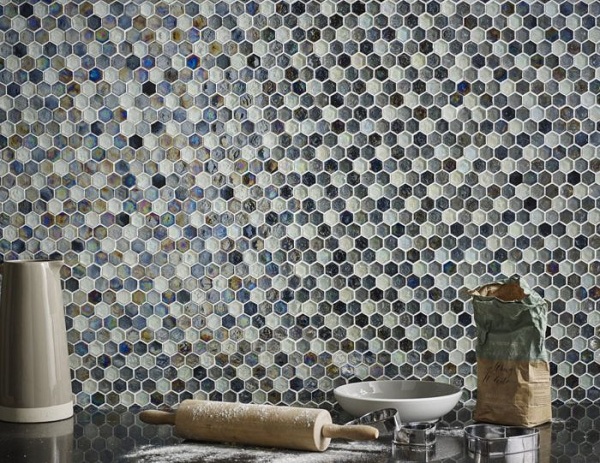 Ốp tường bếp bằng gạch Mosaic làm hài lòng những người yêu nghệ thuật