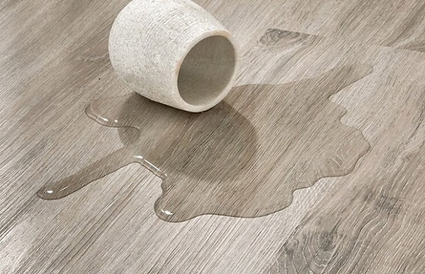Những ưu điểm của sàn nhựa vân gỗ đã giúp khách hàng thêm yêu thích