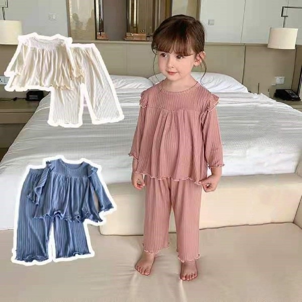 Chọn mua bộ pijama cho bé ở đâu tốt?