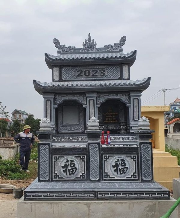 mộ đá bền đẹp