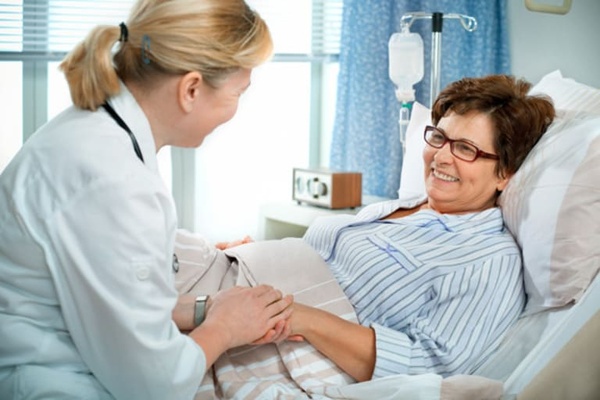 Chăm sóc vết mổ sau phẫu thuật