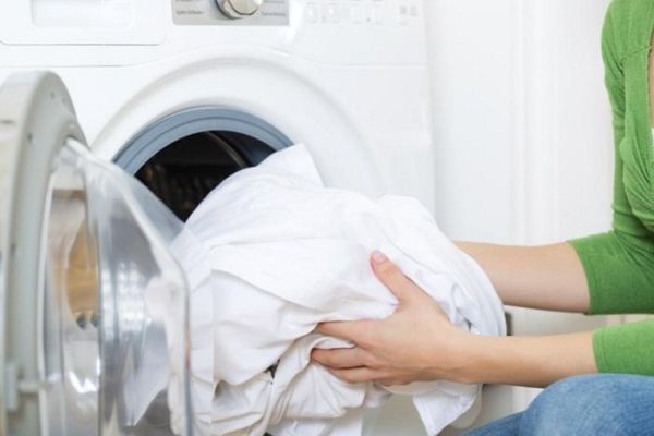 Tham khảo bí quyết để quần áo luôn thơm như mới giặt cả ngày dài