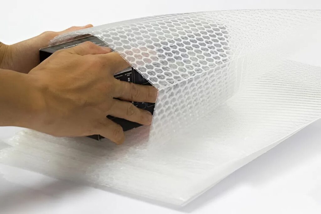 Túi xốp hơi cho hàng dễ vỡ giúp bảo vệ hàng hóa an toàn khi vận chuyển