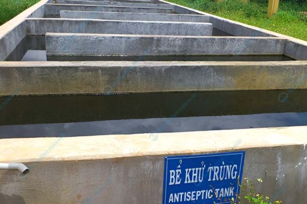 Bể khử trùng trong xử lý nước thải thủy