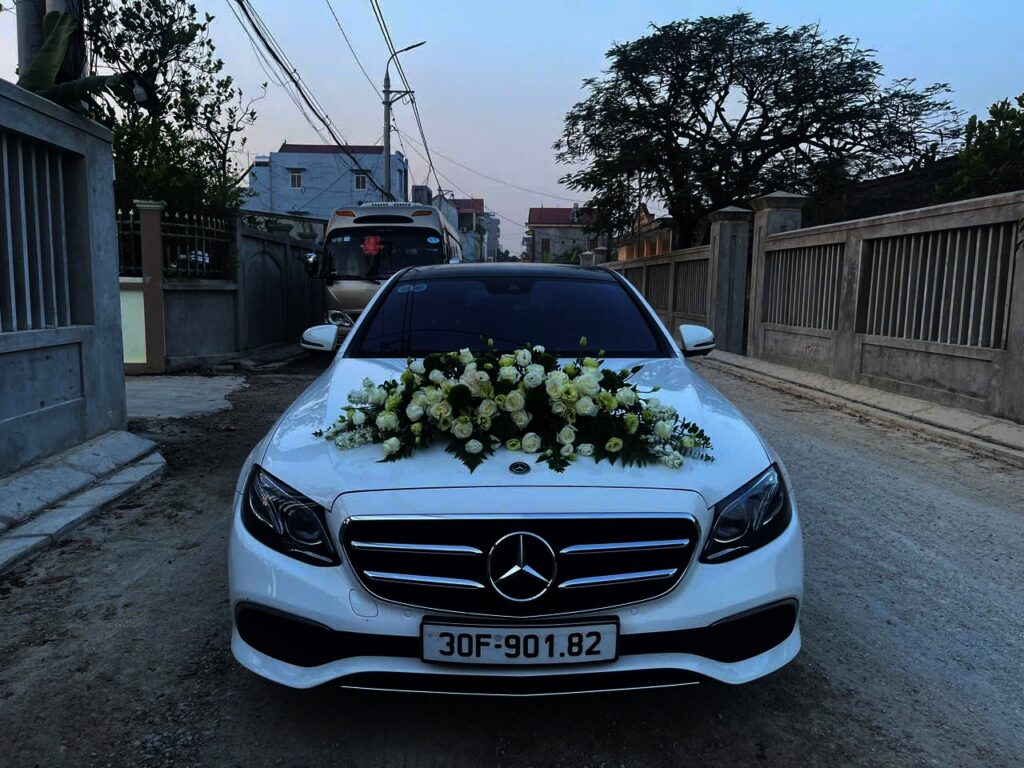 Lưu ý khi sử dụng dịch vụ thuê xe cưới