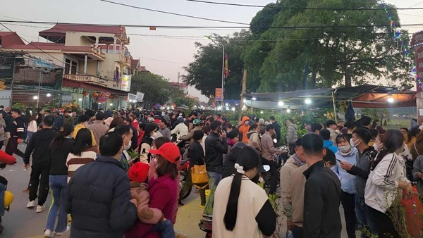 Những hoạt động đặc sắc tại lễ hội chợ Viềng