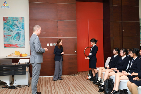 Vì sao ngành quản trị khách sạn hấp dẫn