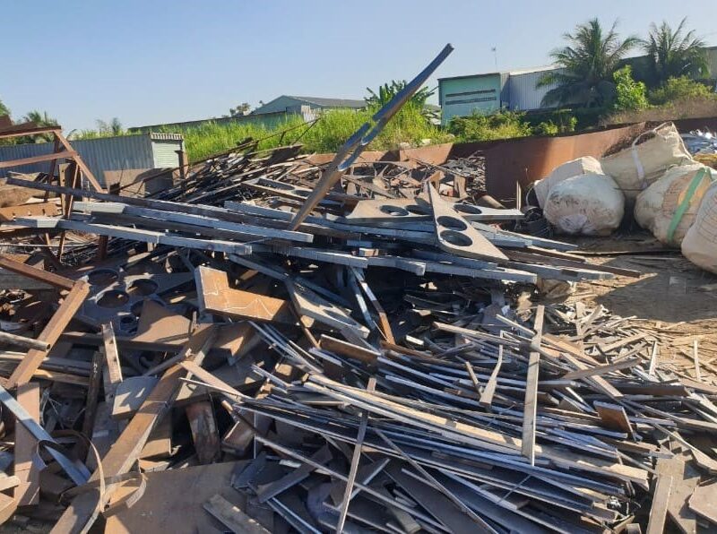 Phân loại phế liệu trước khi bán